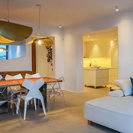 Lilium Ii - Sanctuary Overlooking Psarou Bay Βίλα