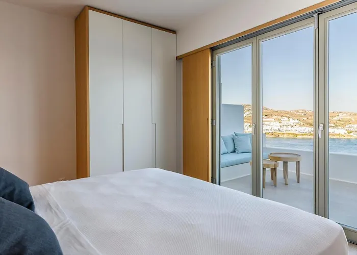 Lilium Ii - Sanctuary Overlooking Psarou Bay